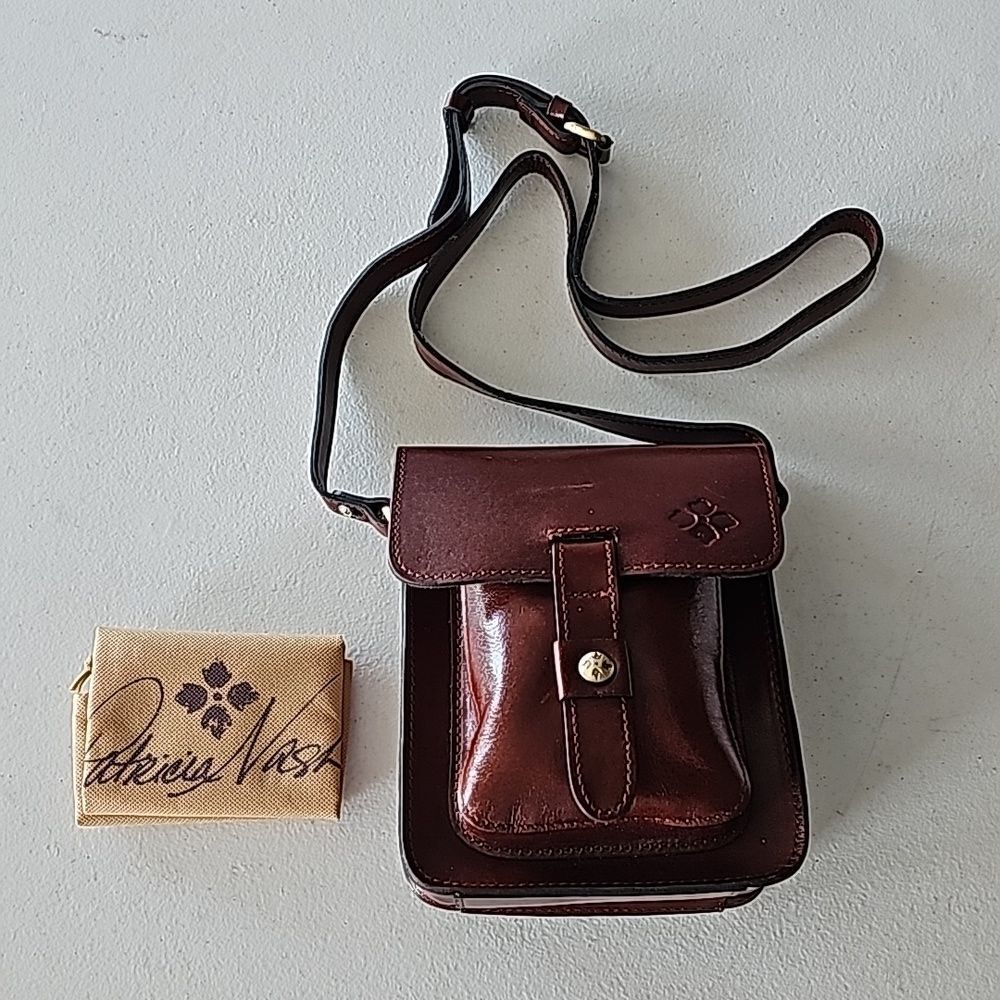 NWOT Patricia Nash Lari Leather Crossbody